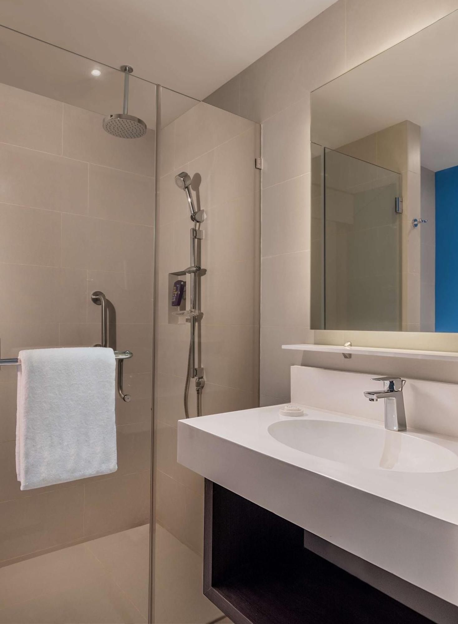 Park Inn By Radisson Iloilo Dış mekan fotoğraf